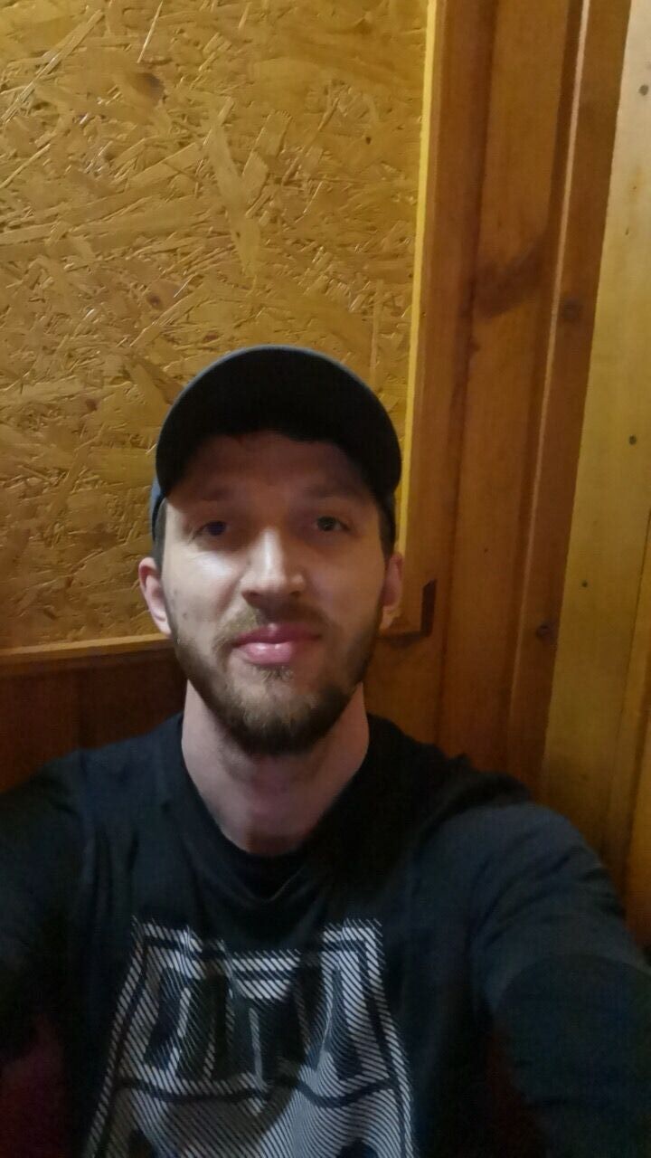  31690781  , 34 ,    