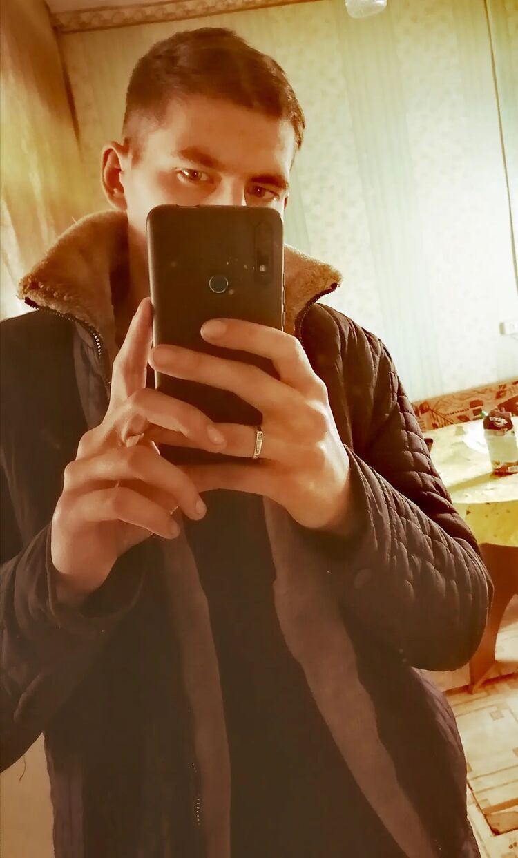  ,   Maxim, 25 ,   ,   , c , 