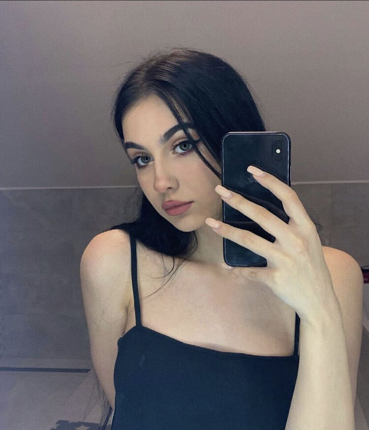 ���� 23151181 ������� Adriana, 23 ����, ���� ���������� � ������