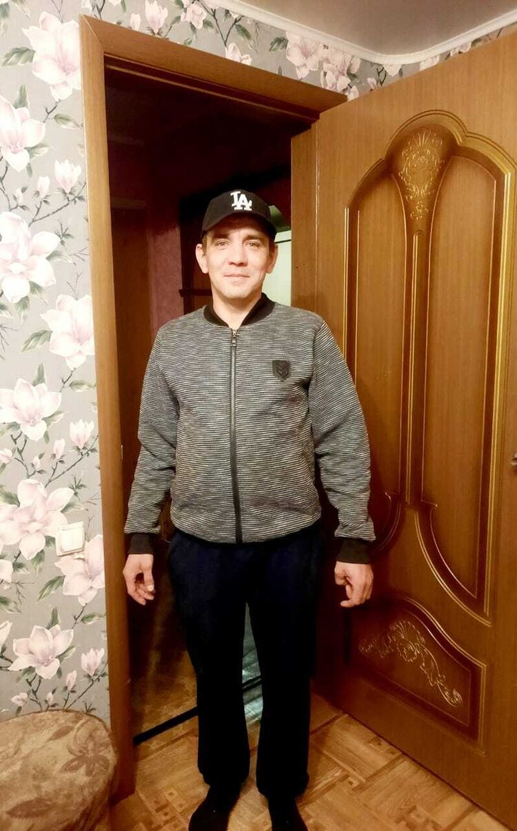 47731201  Ruslan, 37 ,    