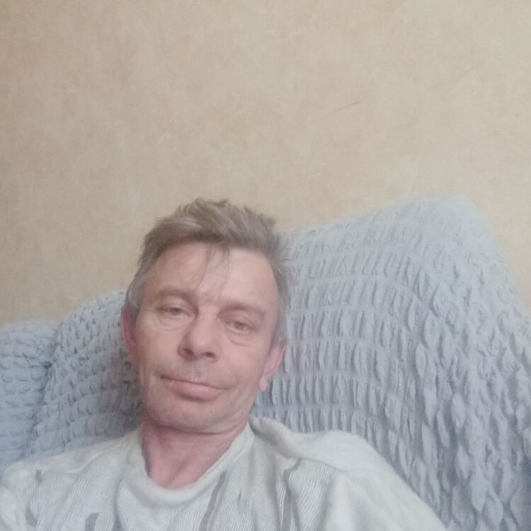  35280681  , 61 ,    