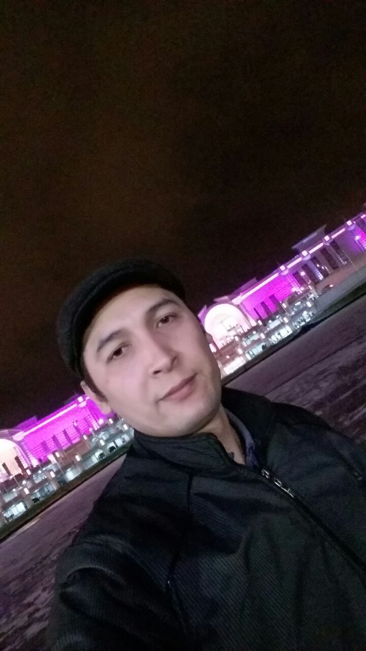  48673531  Beki, 34 ,    