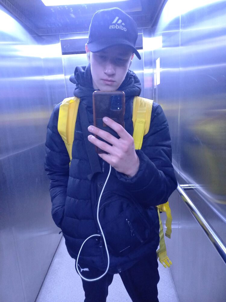  46553651  , 21 ,    