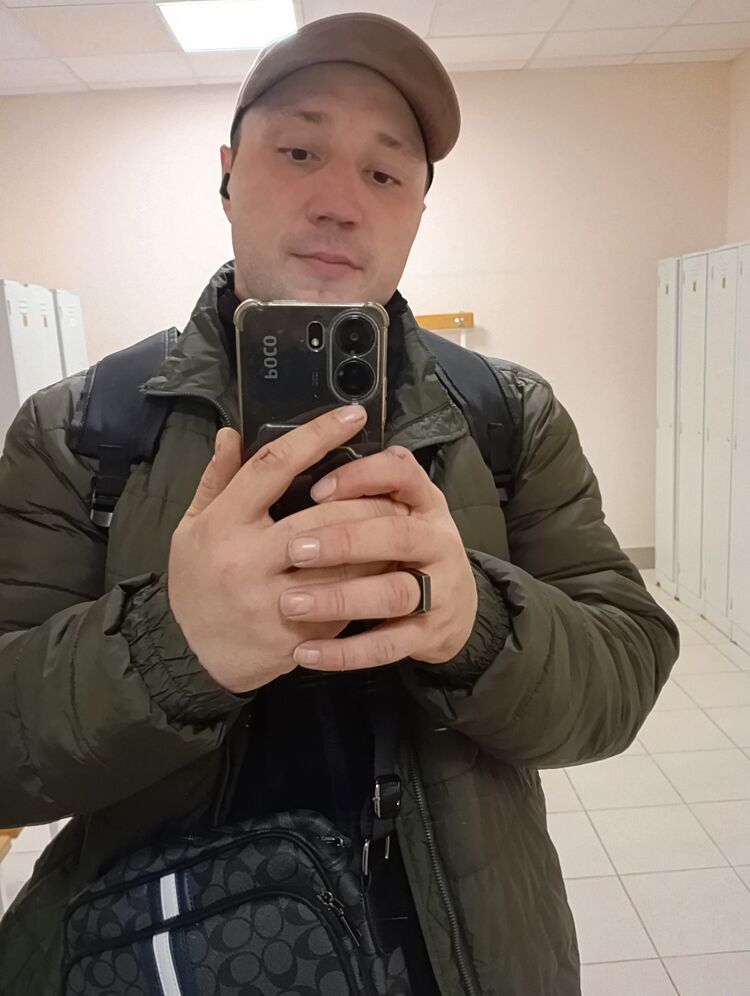  46396301  Alexey, 33 ,    