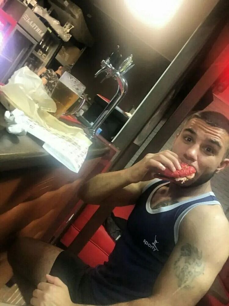  33330571  , 28 ,    