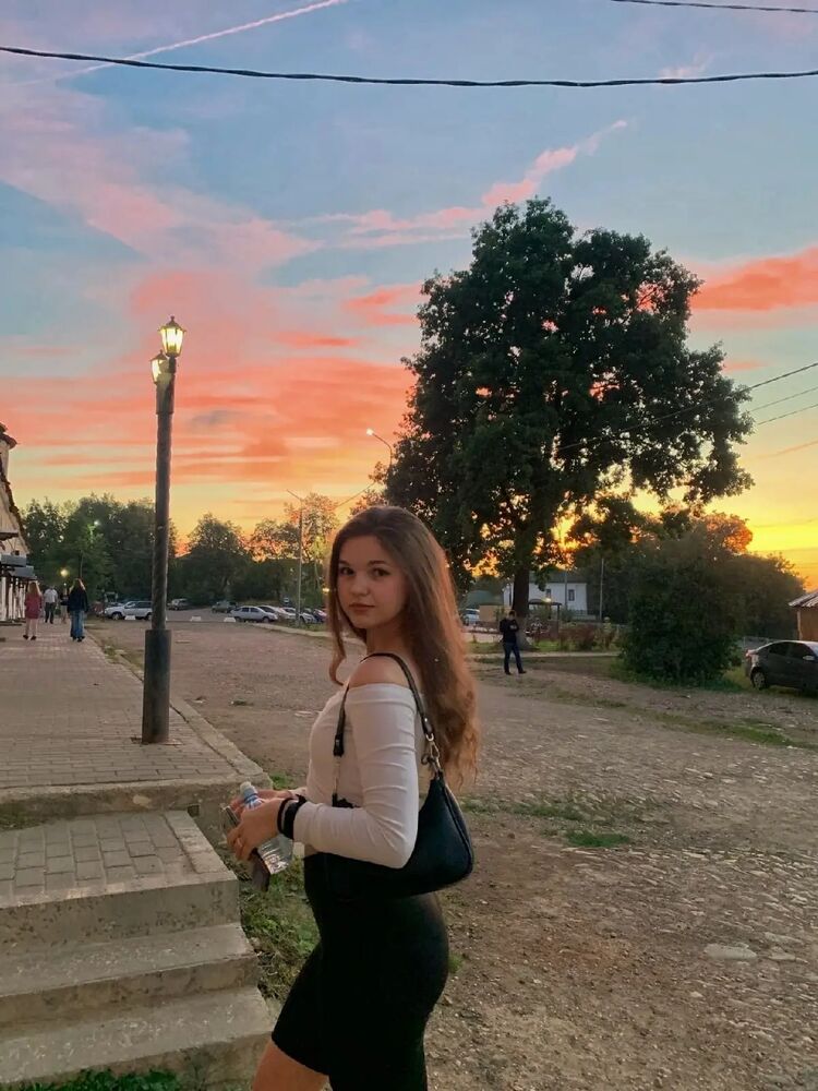  ,   Marina, 24 ,   ,   , 