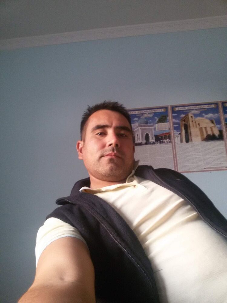  53775401  Dilmurot, 44 ,    