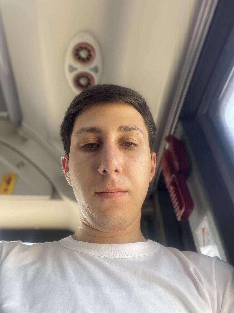  ,   Albert, 18 ,   ,   
