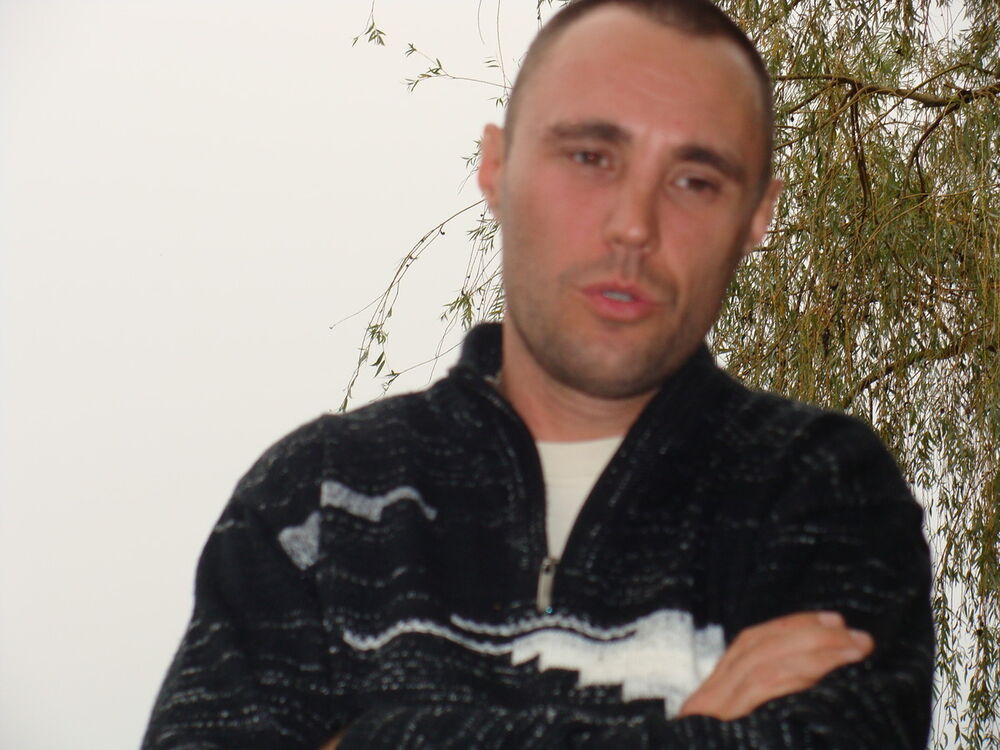  14824811  Ruslan, 51 ,     