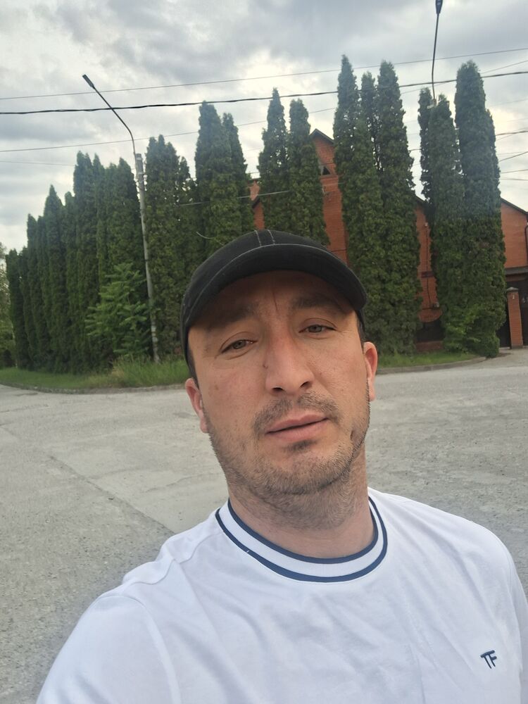  51964071  Alisher, 39 ,    