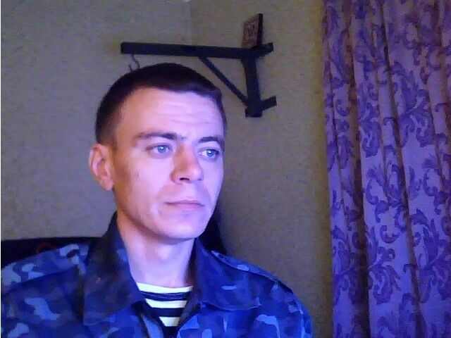  23804261  Mikhail, 42 ,    