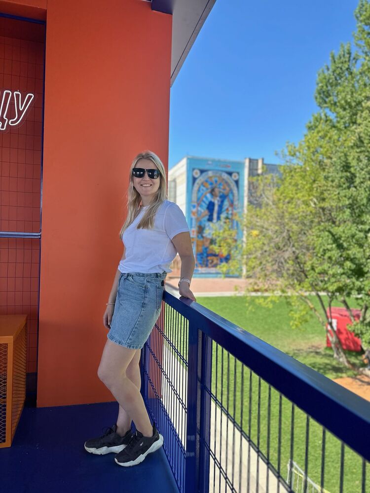  53346101  , 33 ,    -