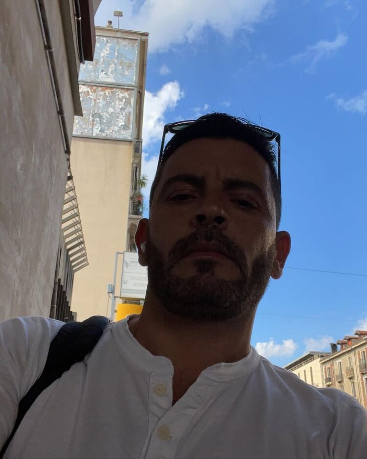  53281981  , 36 ,    -