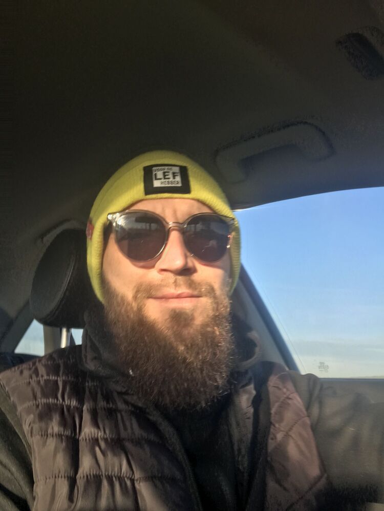  ,   Leonid, 31 ,   , 