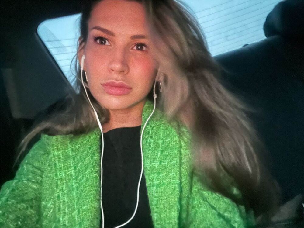  37701691  , 22 ,    -