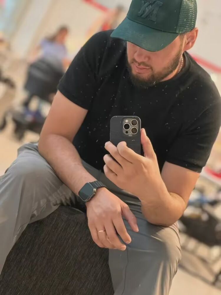  53125001  Ruslan, 23 ,    