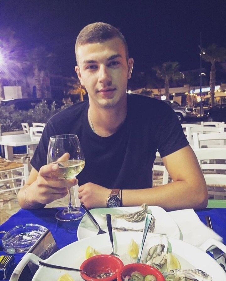  16967801  Denis, 27 ,    Gilowice