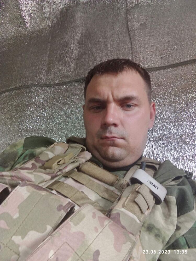  ,   Evgeny, 39 ,   ,   