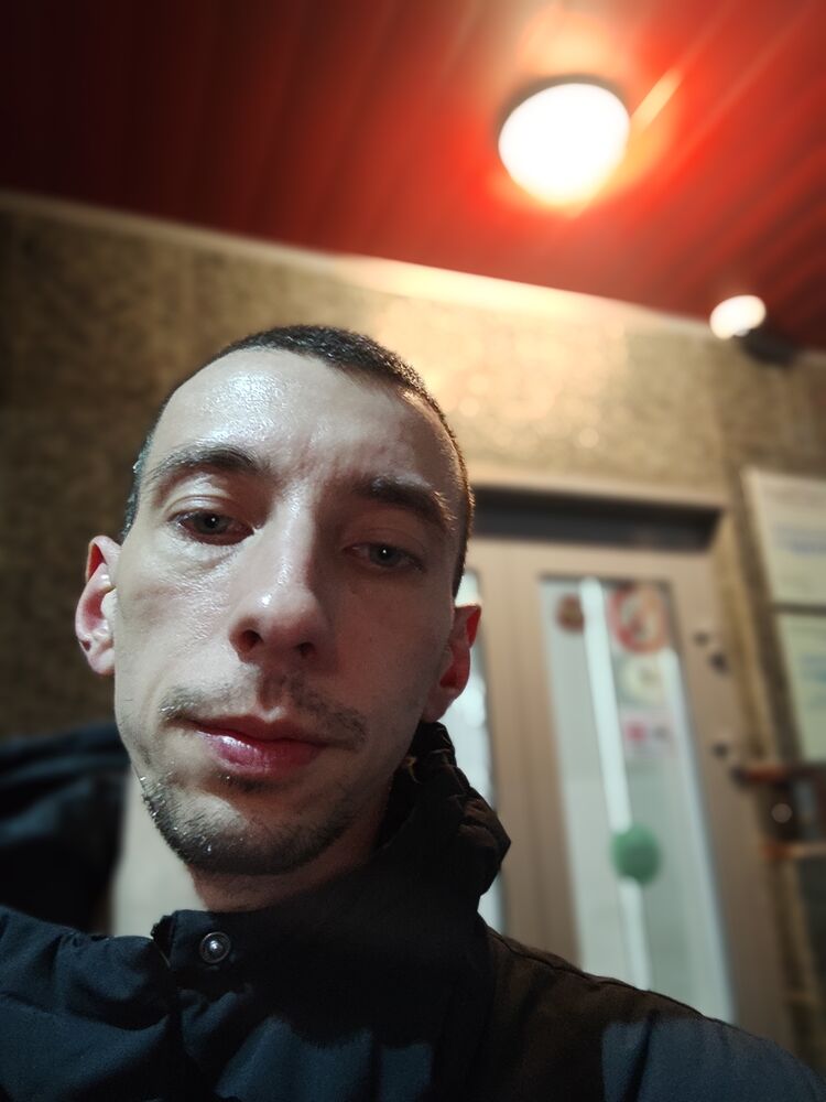  50316251  Vladimir, 35 ,    