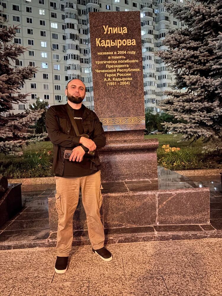  52718861  Ruslan, 35 ,    