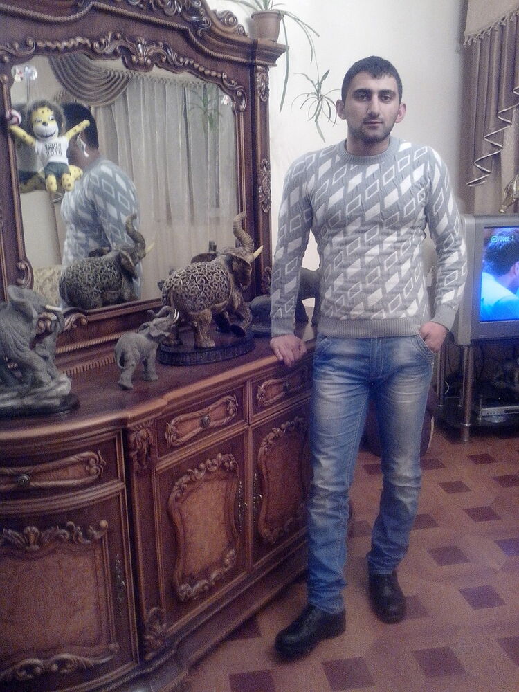  5325371  Karen, 36 ,    