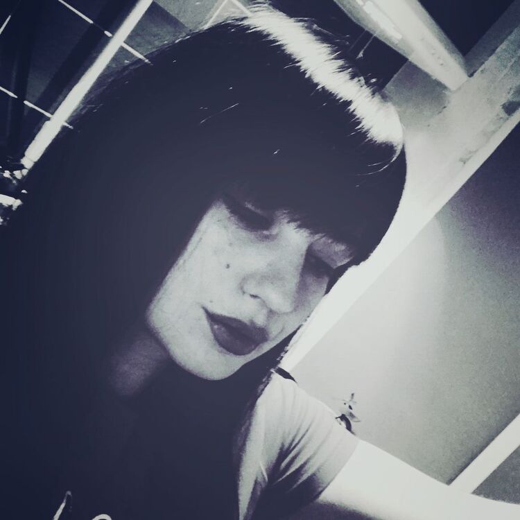  54598061  , 37 ,    --