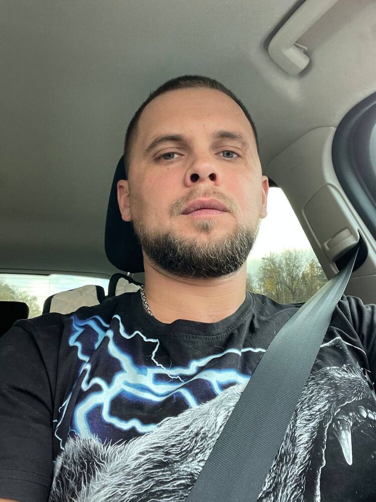  31978321  , 37 ,    -