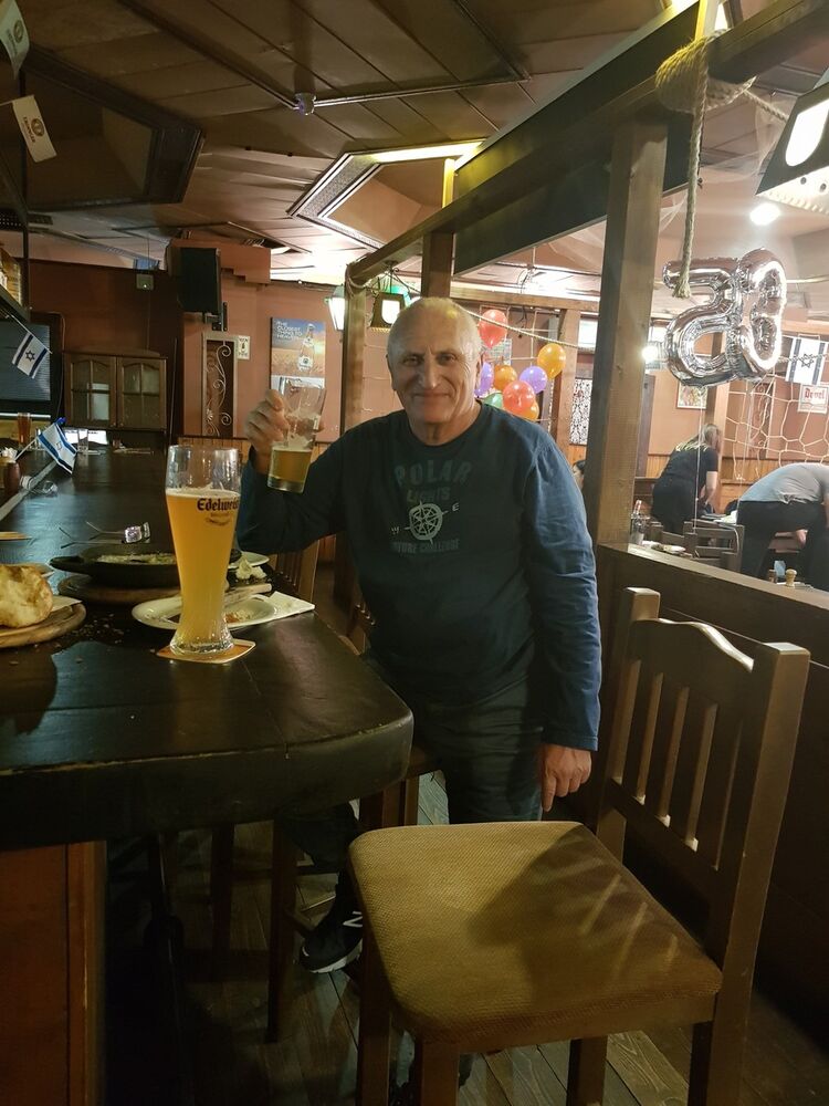  14212121  Michael, 64 ,    Rishon Leziyyon