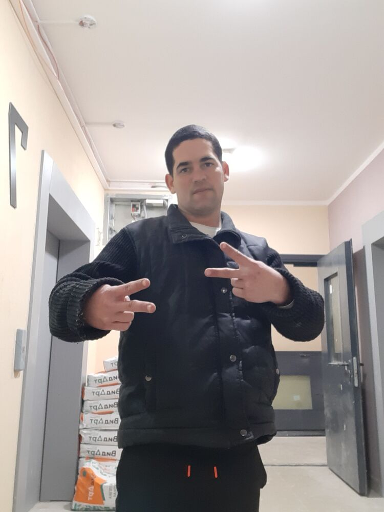  ,   Michel, 39 ,   ,   , c 