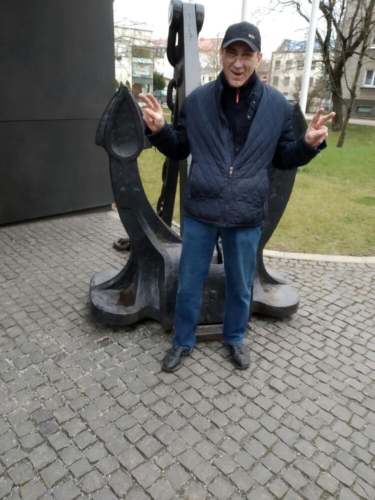  19701811  Slava, 60 ,    