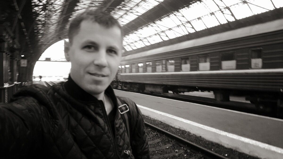 ,   Maxim, 38 ,   ,   , c 