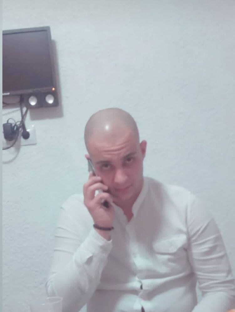  31917621  , 32 ,    