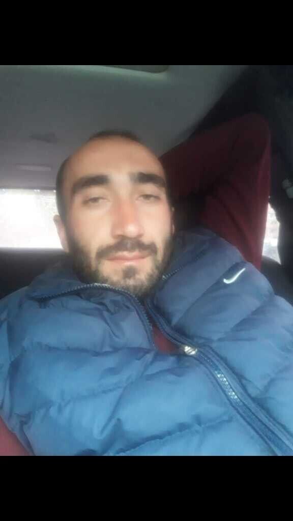  20527401  AGHABEK, 37 ,    