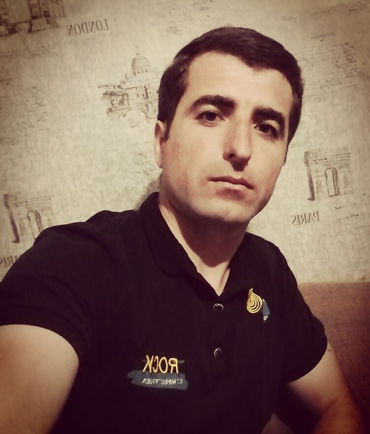  43995861  , 34 ,    