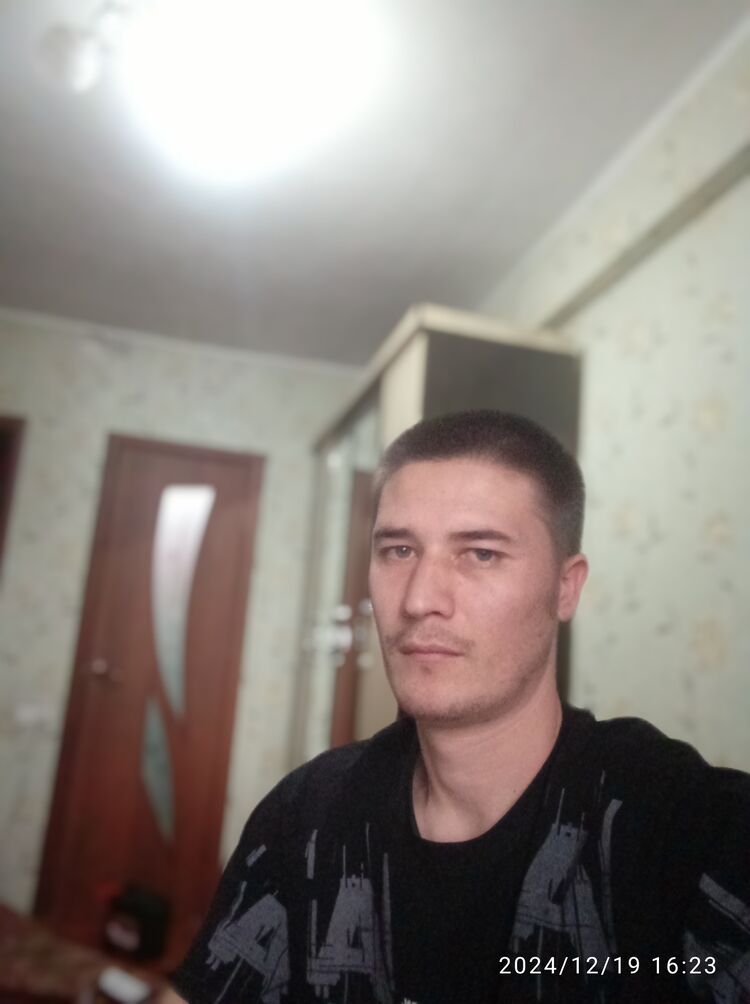  48340821  Nurik, 29 ,    