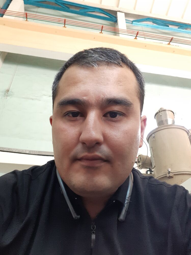  23077271  , 39 ,    