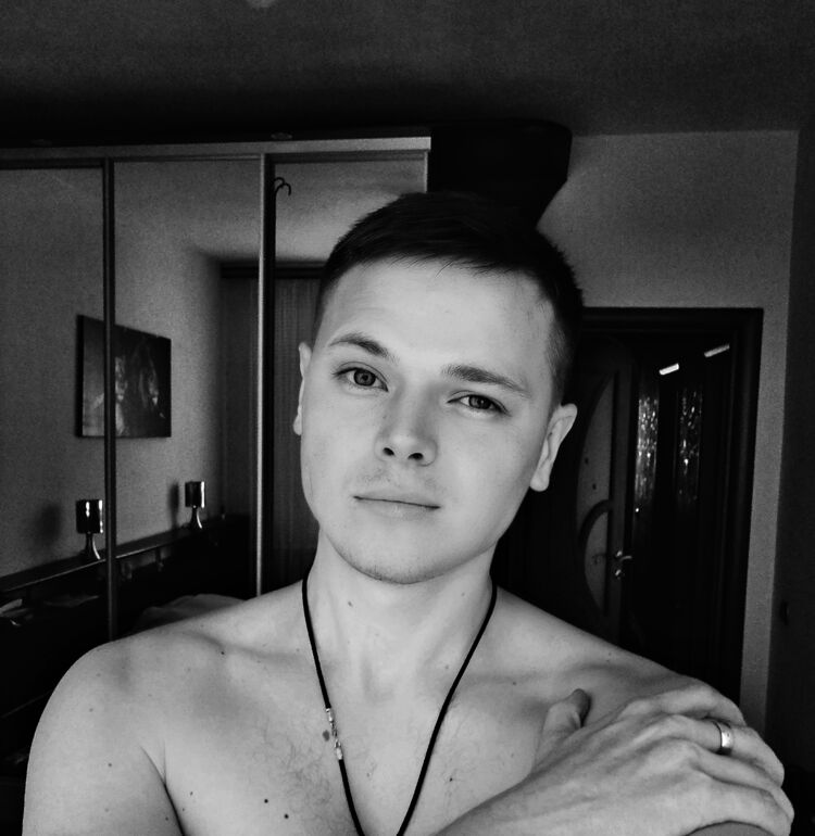  --,   Max, 28 ,   ,   , c 