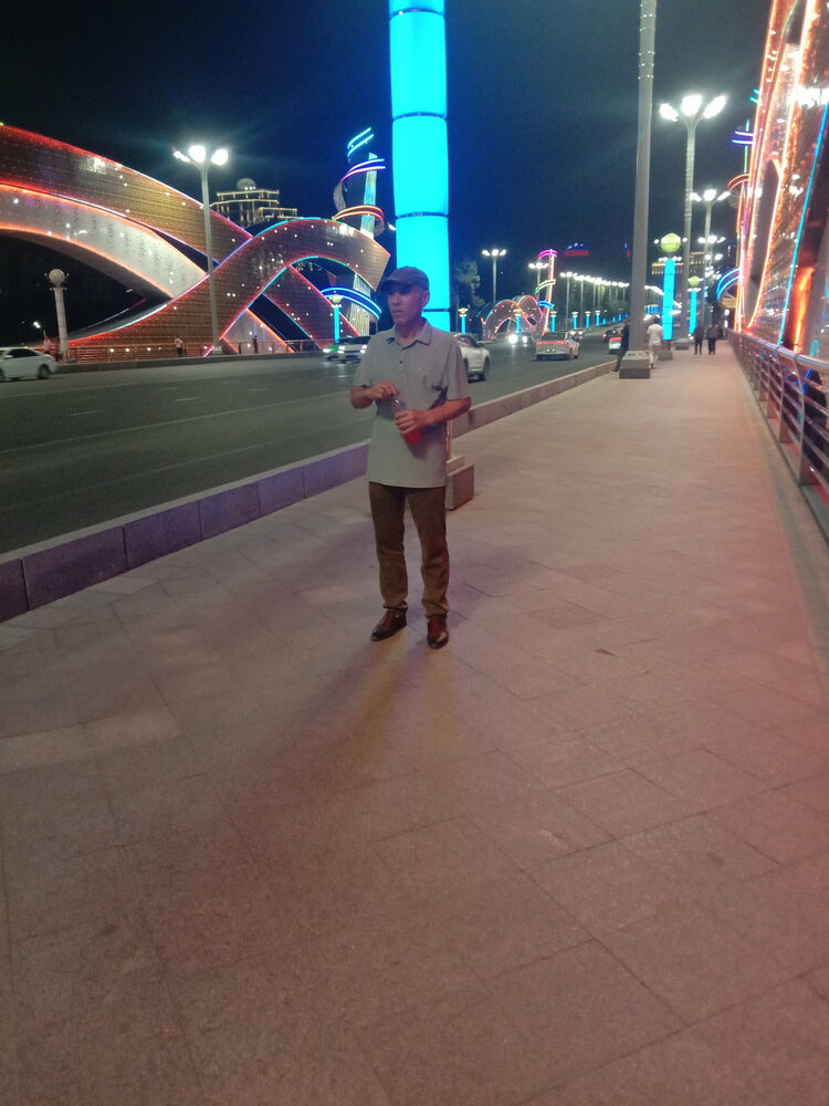  52296711  Maxs, 44 ,    