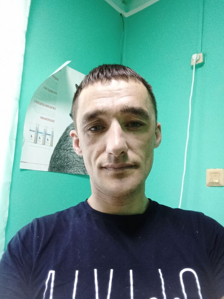  33206461  , 44 ,    