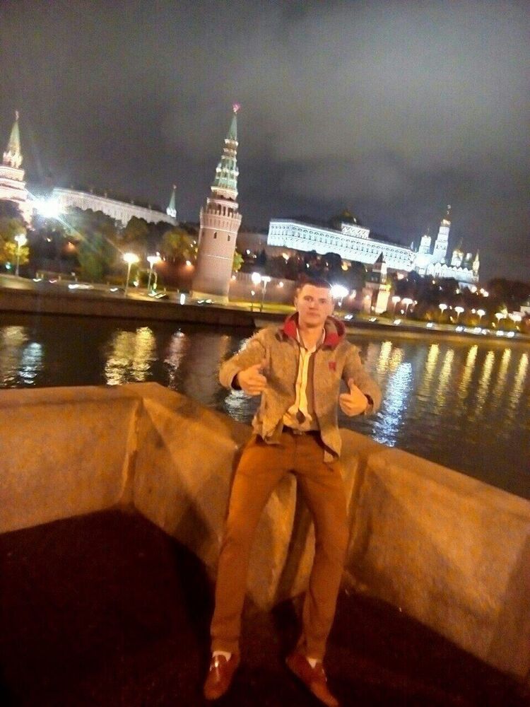  32035291  Nikolai, 30 ,    