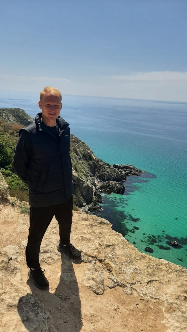  39608851  , 28 ,    --