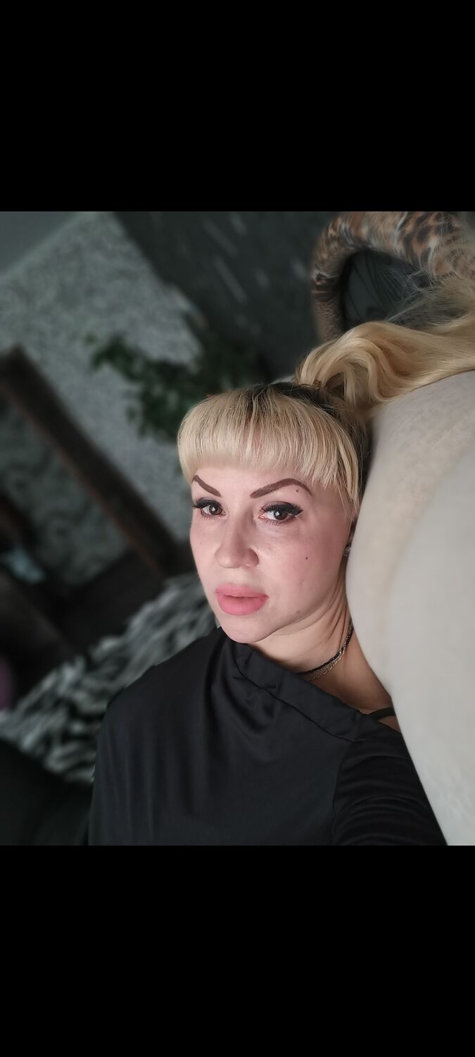  44227701  , 49 ,    