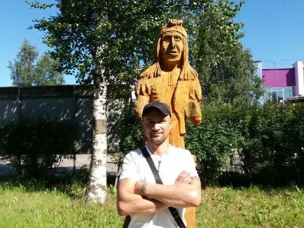  ,   MOROZ, 46 ,   ,   