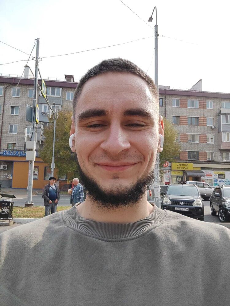  ,   Igor, 28 ,   ,   