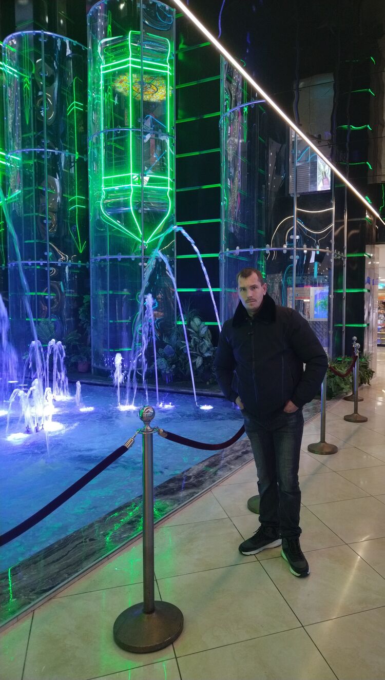  30601121  Andrey, 34 ,    