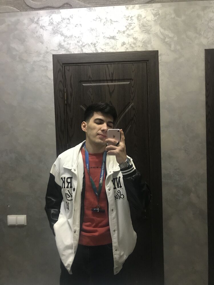  38797701  , 23 ,    