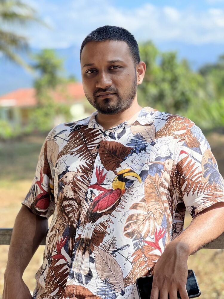   ,   Nivin, 35 ,   ,   