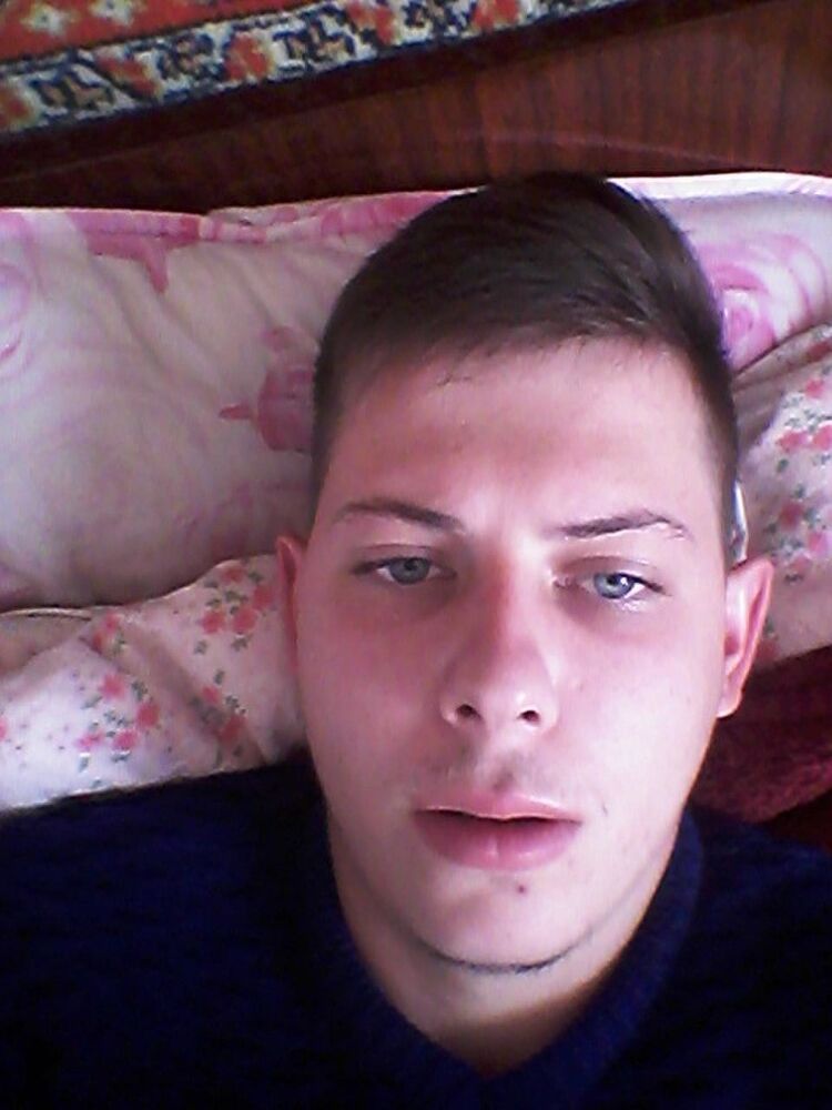  11556961  Aleksandr, 29 ,    
