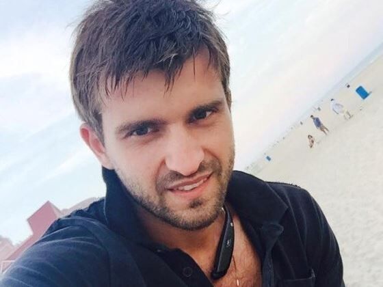  ,   Maks, 40 ,   ,   , c 