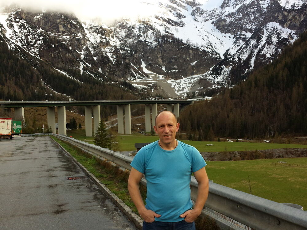  6877251  Vladimir, 53 ,    Stockelsdorf